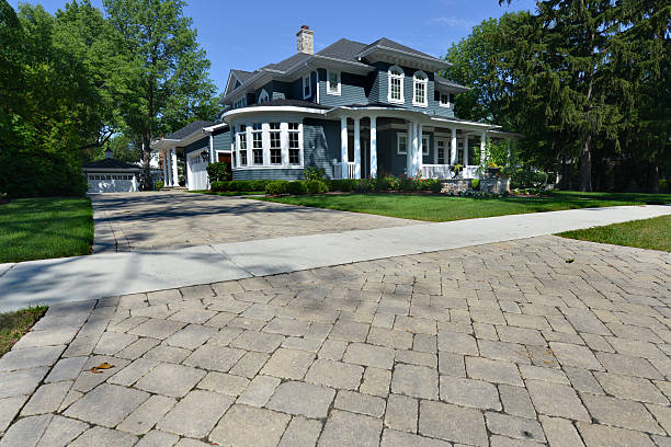 Best Driveway Pavers Contractor  in Fairport Harbor, OH